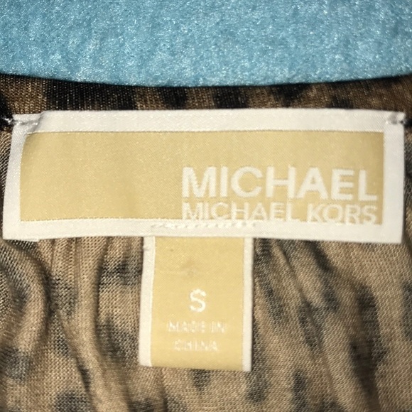 𝅺MICHAEL KORS peasant leopard print blouse long sleeves silky soft NEW size S - Picture 4 of 10